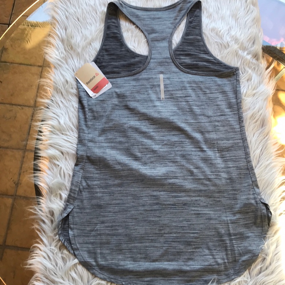Reebok women’s training tank - Picture 6 of 8